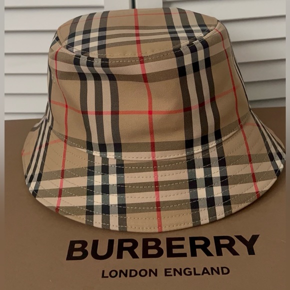 Burberry check bucket hat - Picture 1 of 2